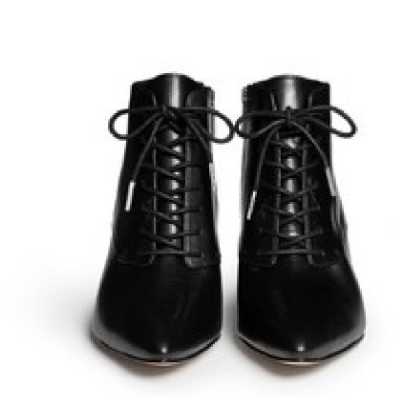 Michael Kors Talulah booties size 7 leather low heel - Picture 7 of 10